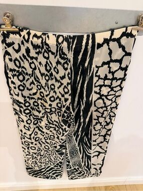 Kuny Barcelona Green and White Animal Print Pants - women’s size 42